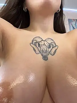 Arya_Black ওয়েবক্যাম শো