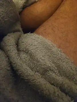 Show modela misterBigDick19 na web-kameri