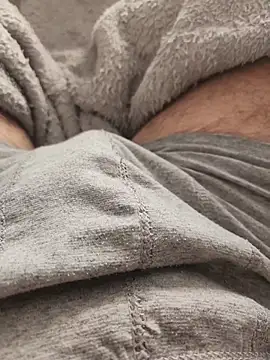 Pokazy przed kamerką – misterBigDick19