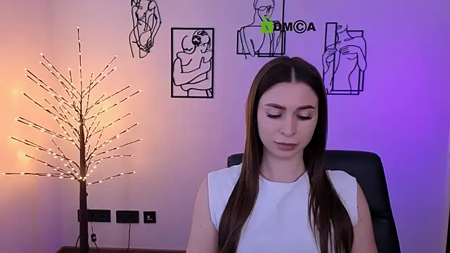 flora_ri's Live XXX Chat