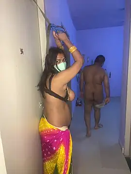 Savita_Desai_BDSM_couple Шоу с уебкамера