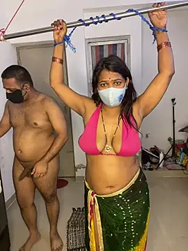 Show de Savita_Desai_BDSM_couple na webcam