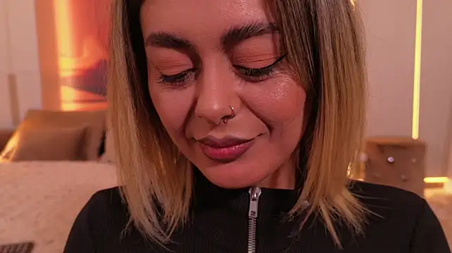 XXX chat uživo modela ChloeFrost