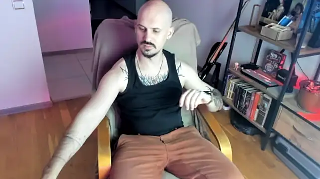 הופעת וובקאם של AssHunter4k