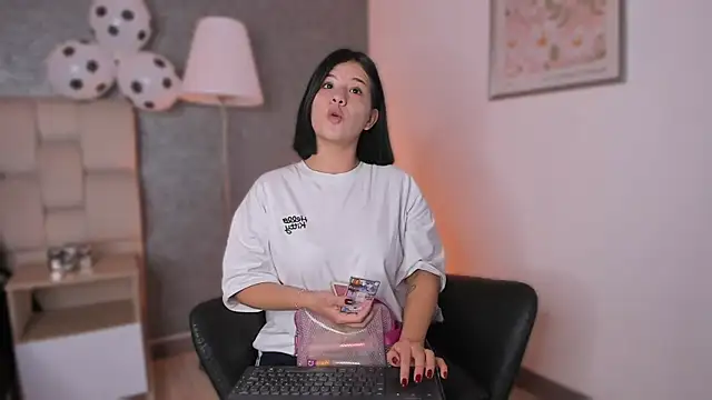 ah_mara_ live XXX chat