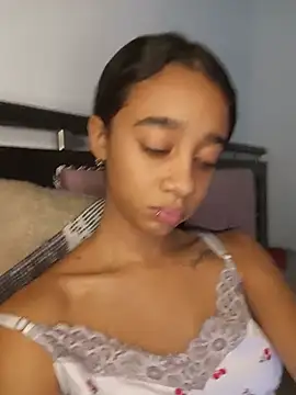 عرض كام Zoe_Sweett18