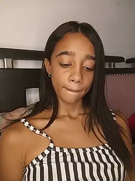 Zoe_Sweett18's Webcam Show