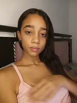 Zoe_Sweett18's Webcam Show