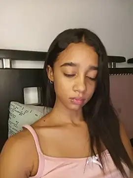Zoe_Sweett18 webkamerás műsora