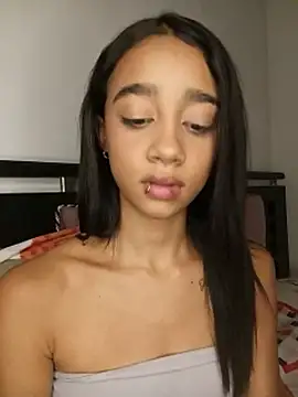 Czat XXX na żywo – Zoe_Sweett18
