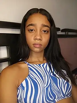 Zoe_Sweett18 在線直播表演