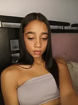 Zoe_Sweett18's Webcam Show