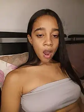 Chat +18 de Zoe_Sweett18 ao vivo
