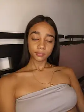 Zoe_Sweett18 ওয়েবক্যাম শো