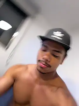 Živý XXX chat XavierColeman