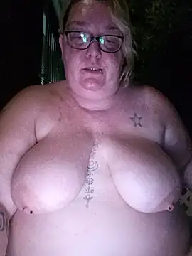 diosacurvy1984 webcam show