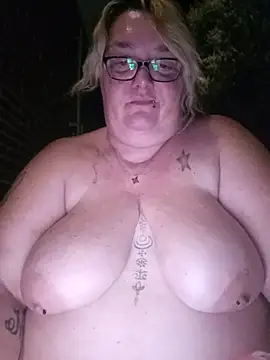 diosacurvy1984's Webcam Show