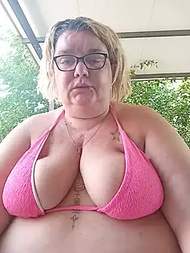 Chat +18 de diosacurvy1984 ao vivo