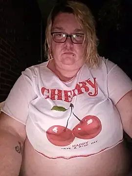 Chat +18 de diosacurvy1984 ao vivo