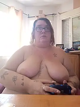 Show de diosacurvy1984 na webcam