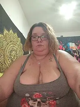diosacurvy1984's Live XXX Chat