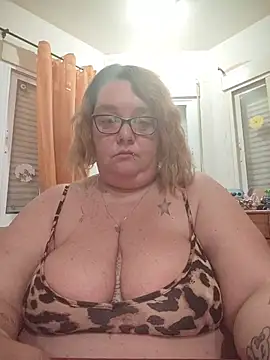 Show de diosacurvy1984 na webcam