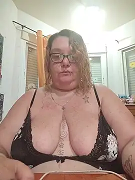 diosacurvy1984 Webcam show