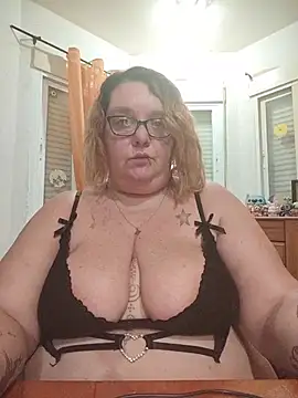 diosacurvy1984's Live XXX Chat