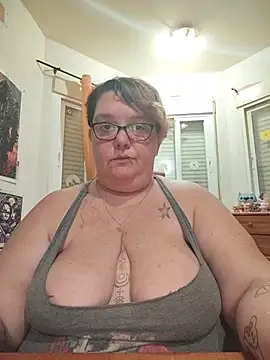 diosacurvy1984 – webcam-show
