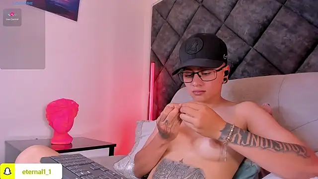 Czat XXX na żywo – _Eternal_