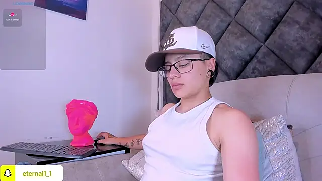 _Eternal_ live XXX chat