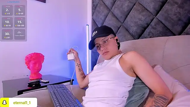 _Eternal_ Live XXX Chat