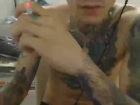 Webkamerová show smokingink