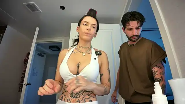 GennaJames – webcam-show