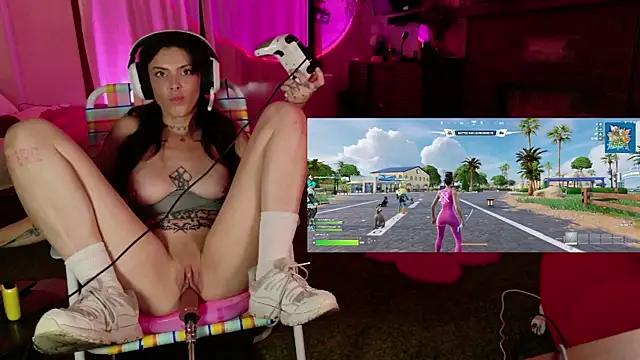 GennaJames Adlı Modelin Web Kamerası Şovu