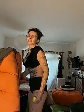 GennaJames 网络视讯表演