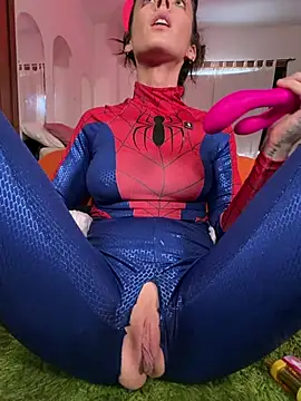 GennaJames webcam show