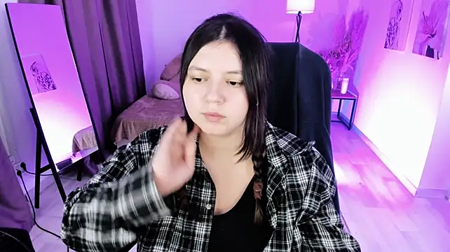 DiaAngell's Live XXX Chat