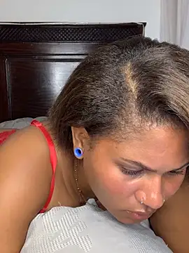 madell Adlı Modelin Canlı XXX Sohbeti