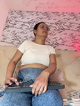 Lili__taylorのライブXXXチャット