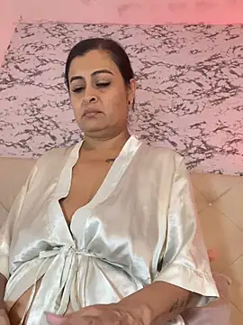 Lili__taylor Live XXX-Chat