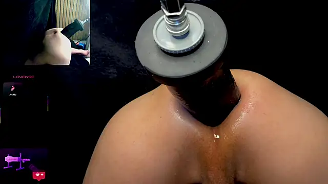 SaucingTunnel69 Show in webcam