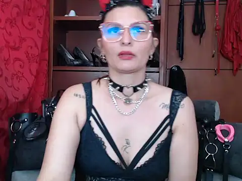 sachaclinford Live XXX-chat