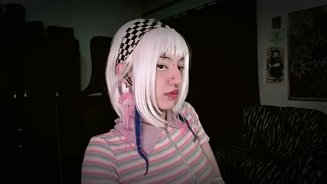 โชว์เว็บแคมของ roxy_toxic