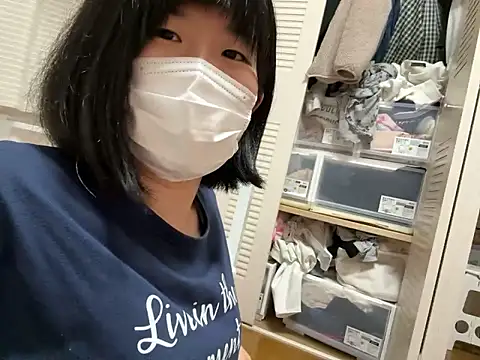riri_riri_jp's Live XXX Chat