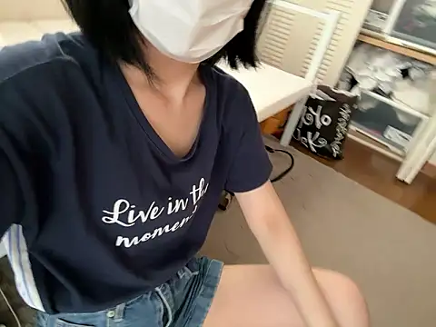 riri_riri_jp Show Webcam