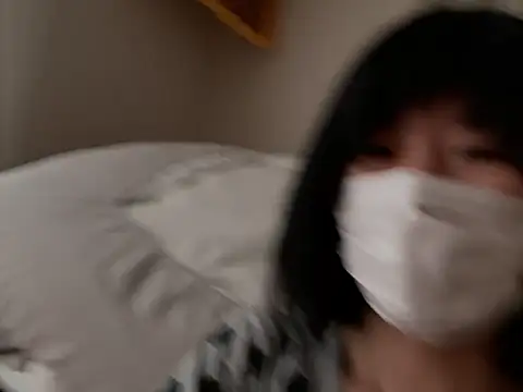 riri_riri_jp's Live XXX Chat