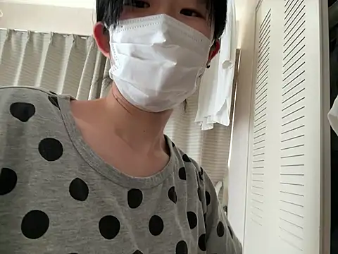 riri_riri_jp's Live XXX Chat