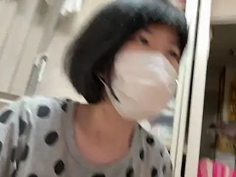 riri_riri_jp's Live XXX Chat