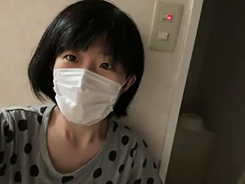 riri_riri_jp Chat XXX in diretta